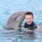 Dolfijntherapie-kids-unlimited dolfijnondersteunde therapie Kemen januari 2019